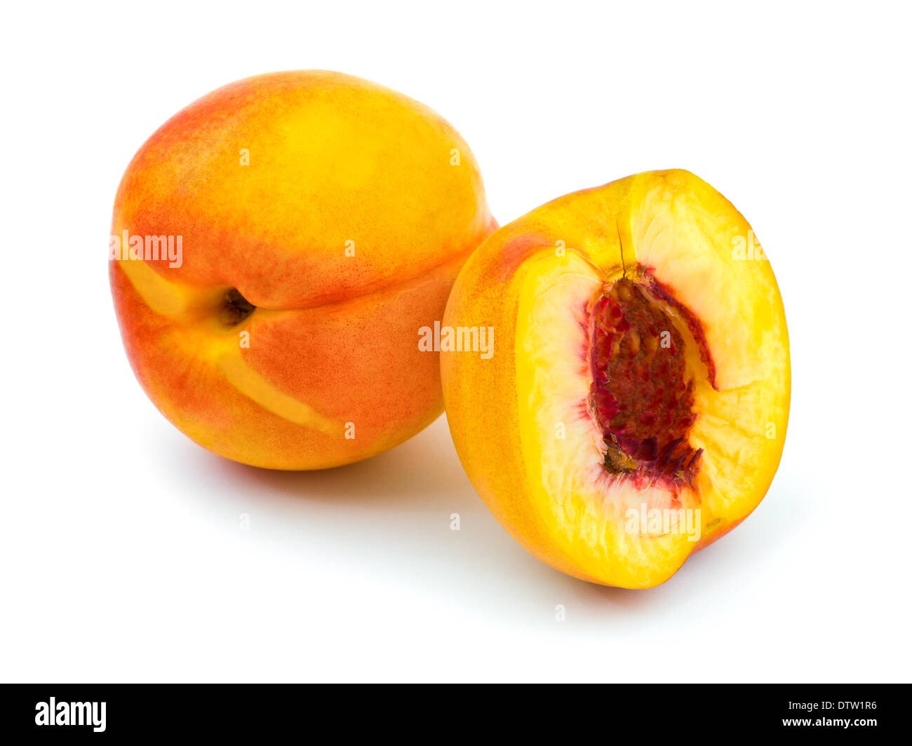 Ripe peach fruits Stock Photo - Alamy