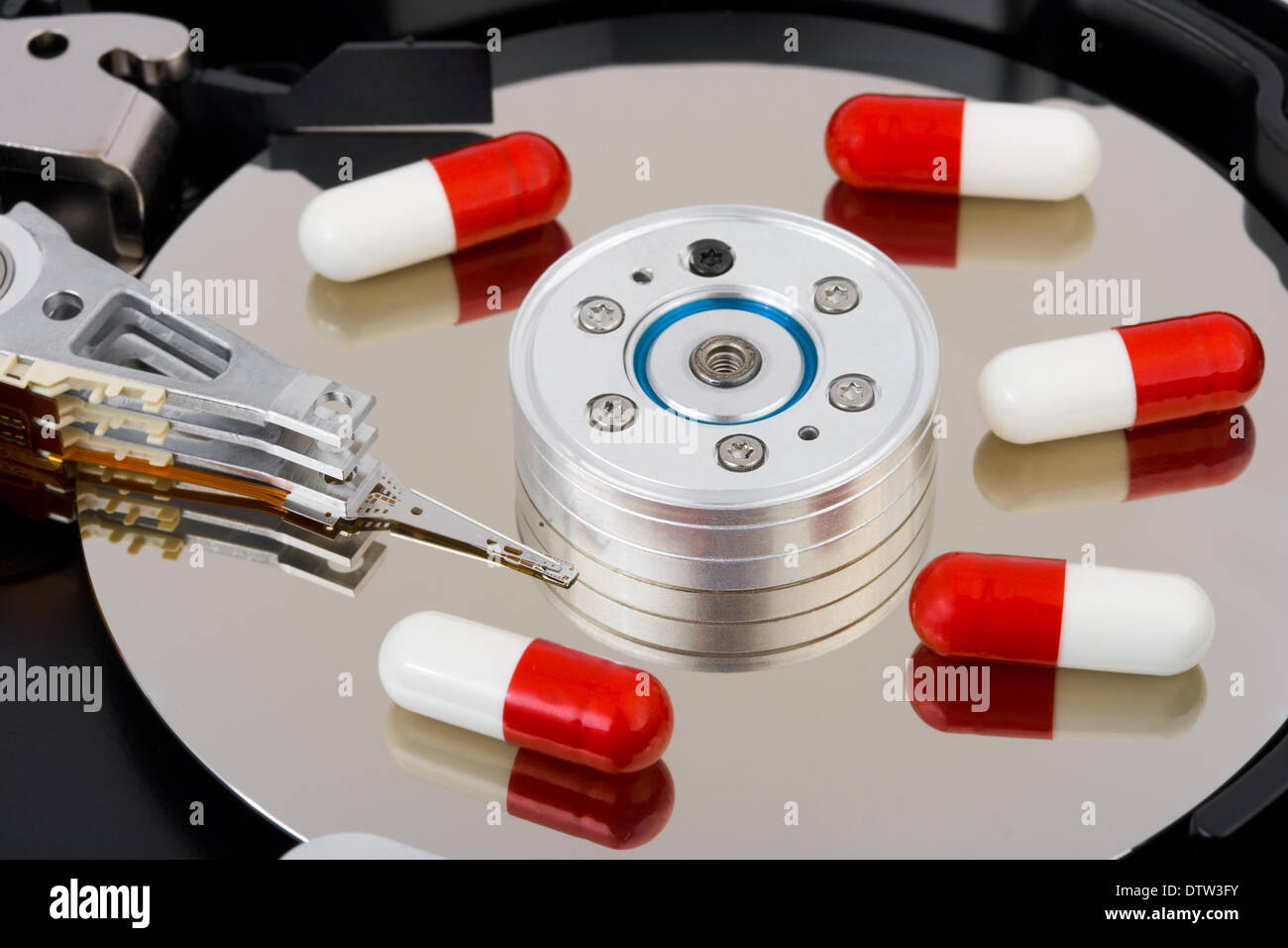 Hard drive medical hi-res stock photography and images - Alamy