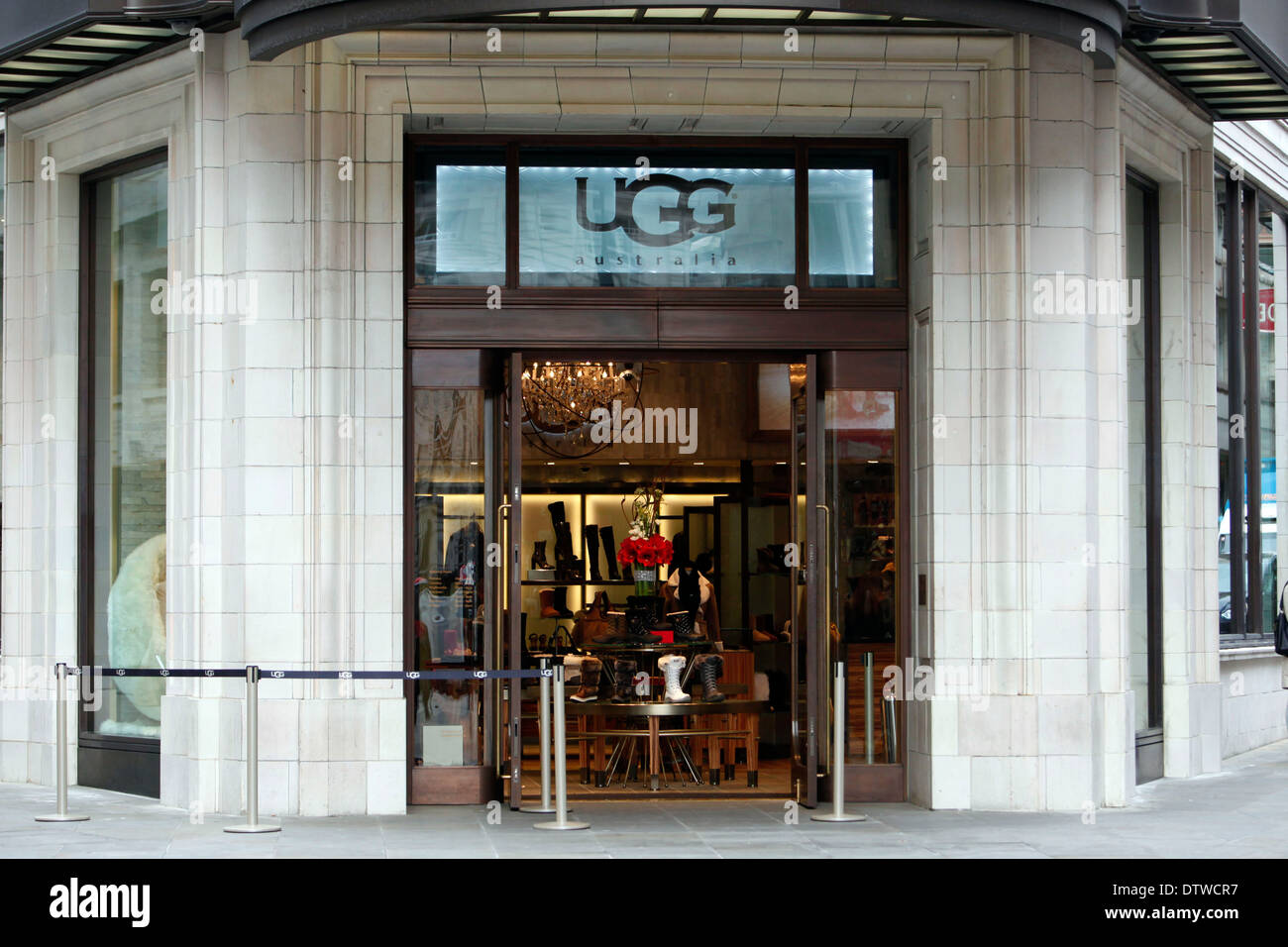 ugg store piccadilly