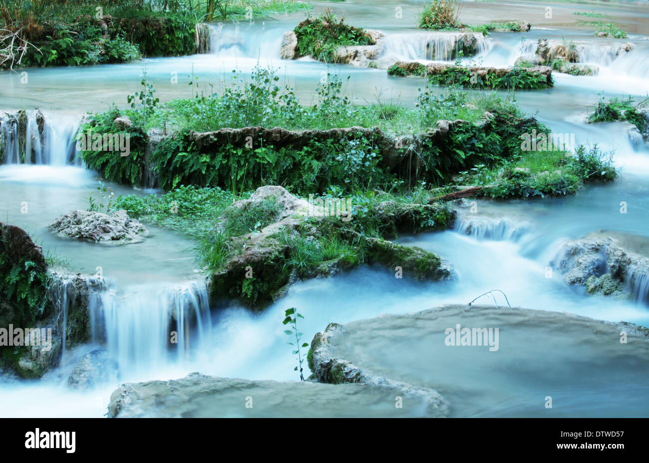 Cascade effect hi-res stock photography and images - Alamy