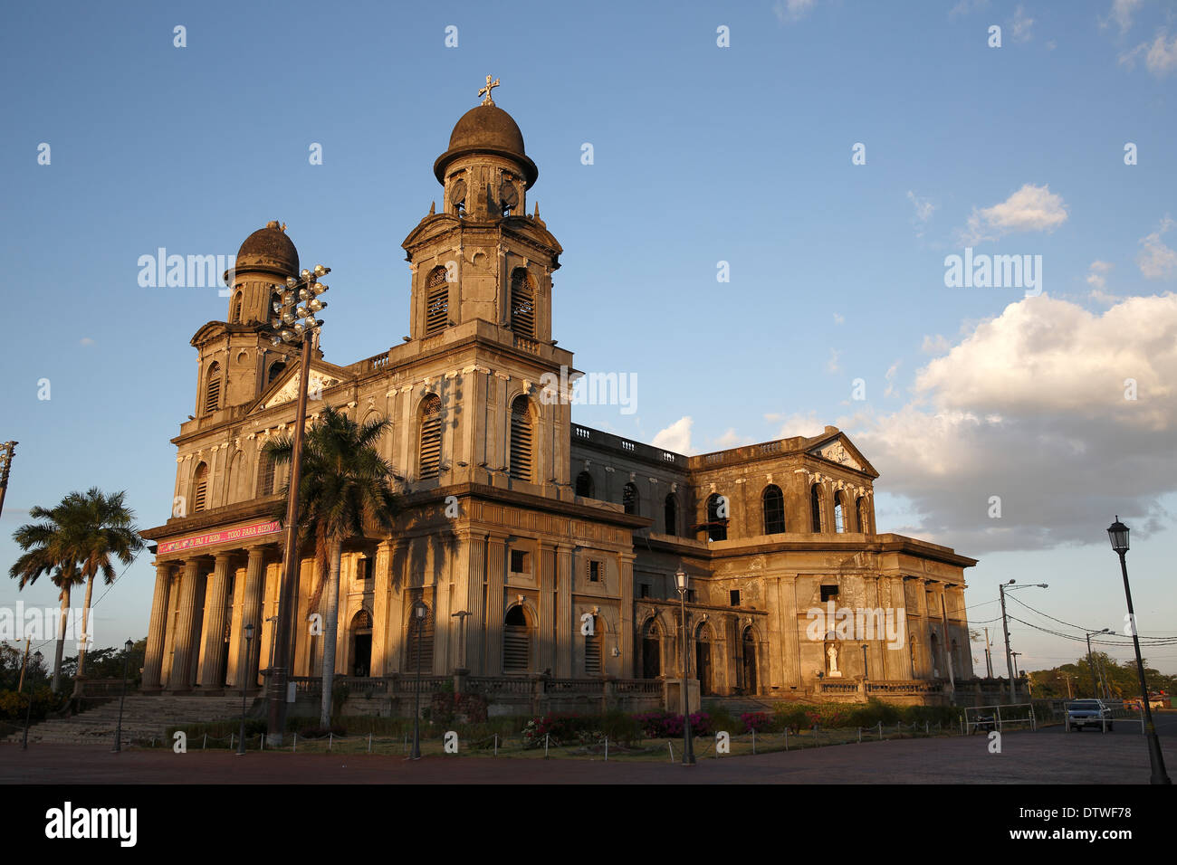 Antigua Catedral, The Old Cathedral, Managua, Nicaragua Stock Photo
