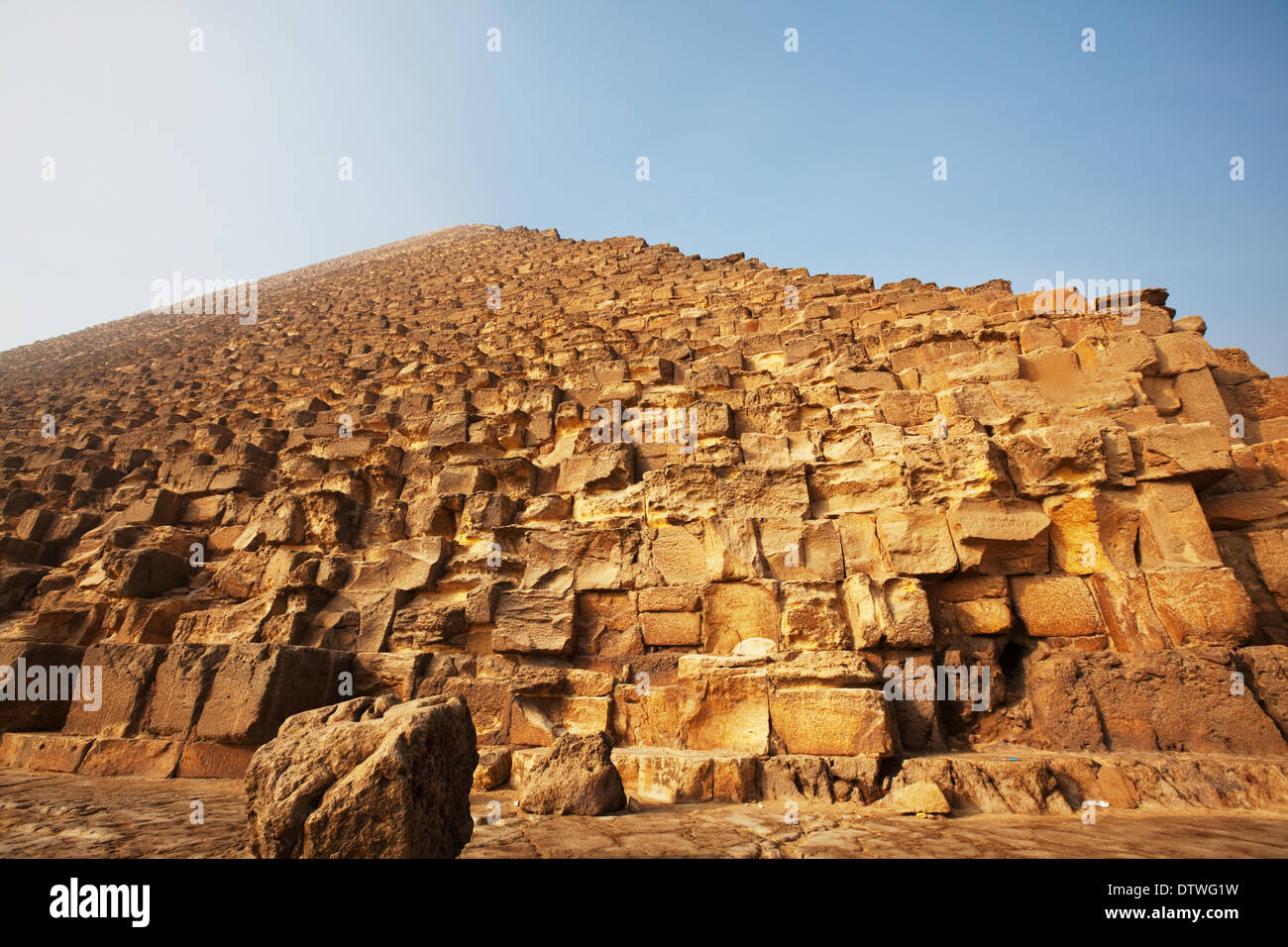 Battle of pyramids hi-res stock photography and images - Alamy