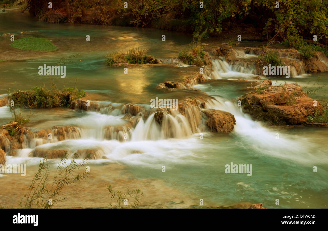 Water cascades hi-res stock photography and images - Alamy