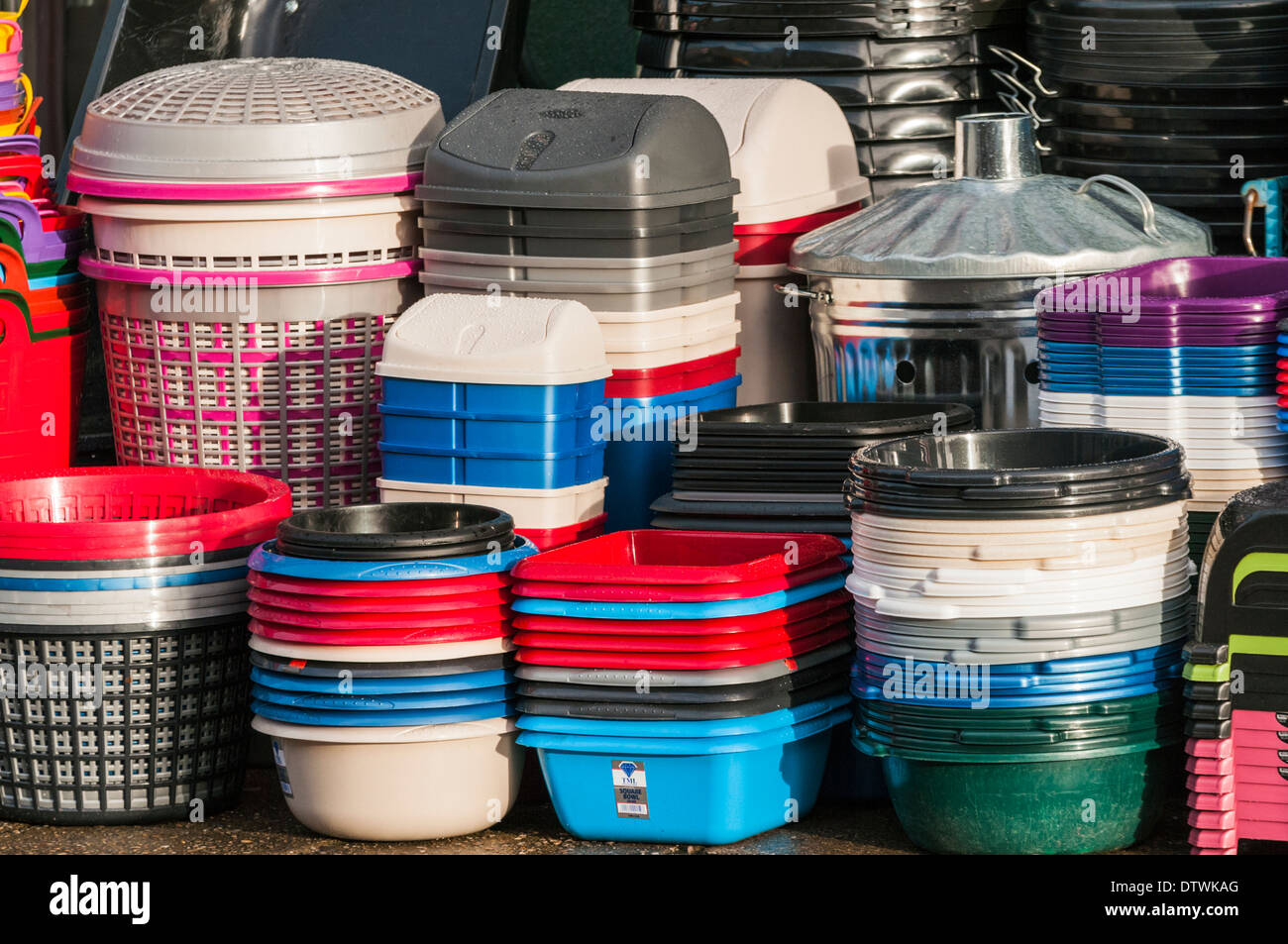 Bins and bowls hires stock photography and images Alamy