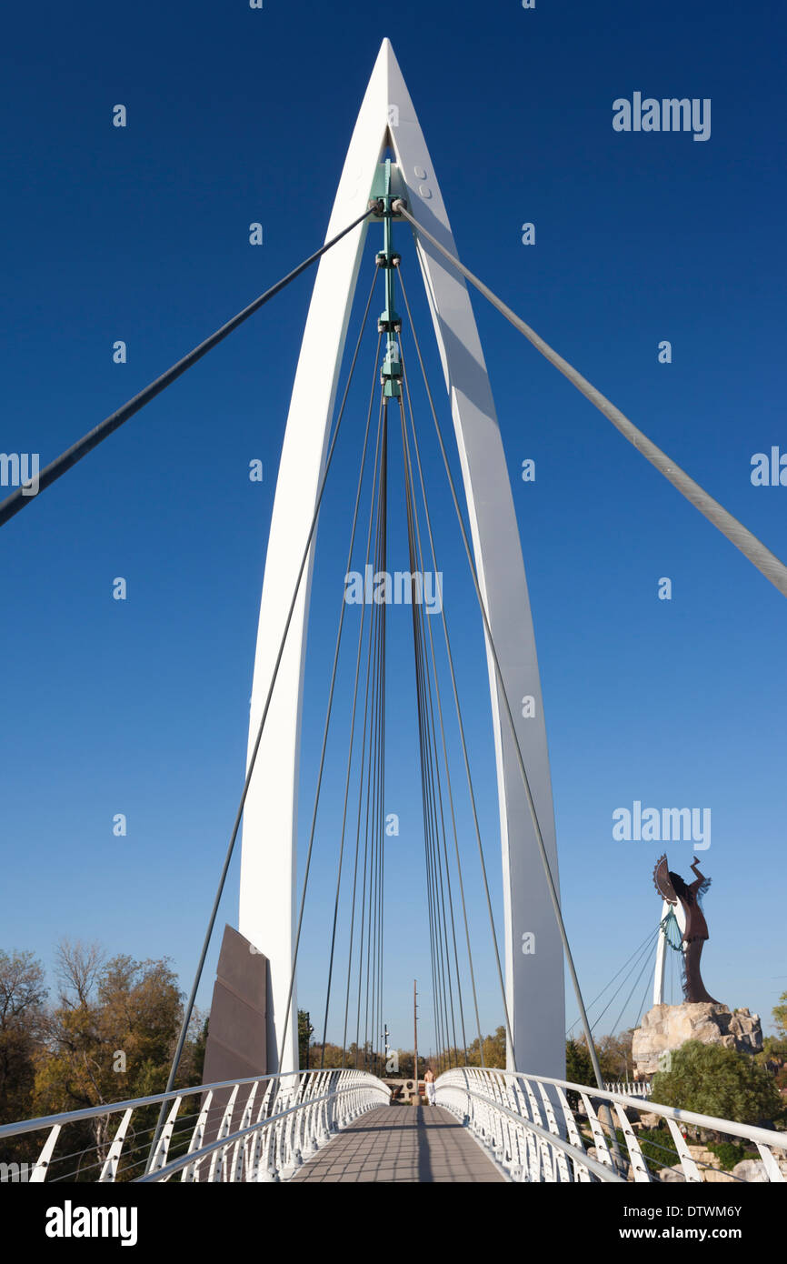 USA, Kansas, Wichita, Keeper of the Plains footbridge on the Arkansas ...