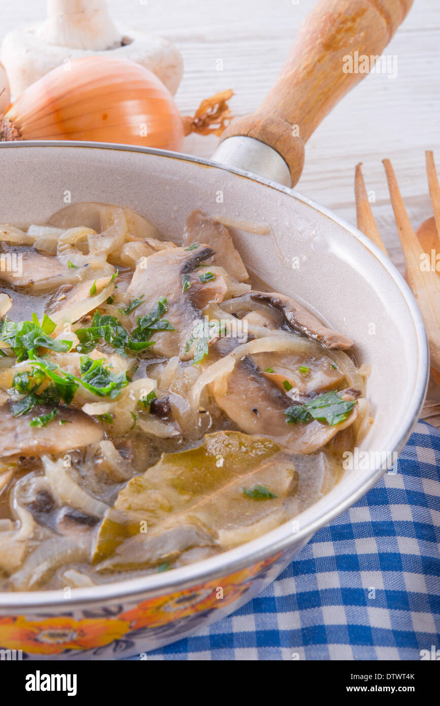 roasted mushrooms with onions Stock Photo - Alamy