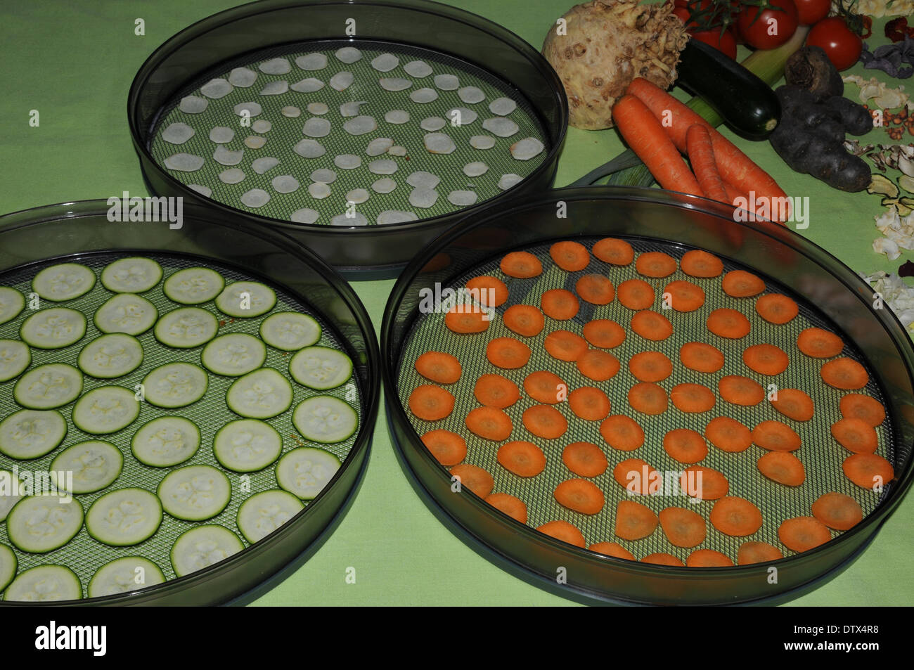 Drying roots hires stock photography and images Alamy