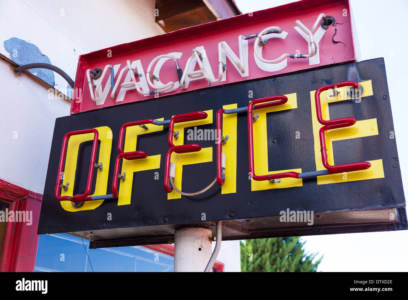 Vacancy sign hotel hires stock photography and images Alamy