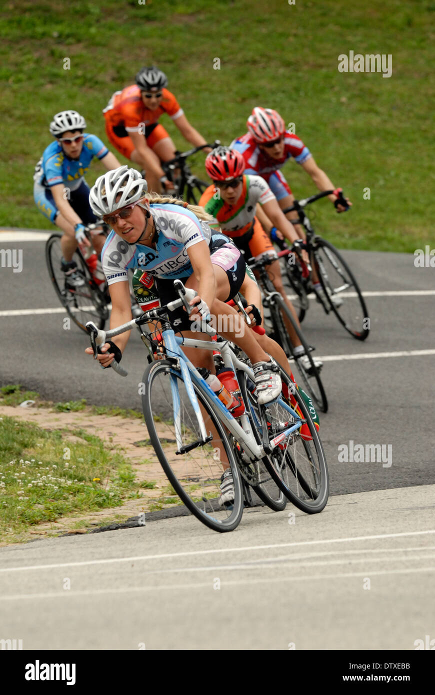 Professional cycling hi-res stock photography and images - Alamy
