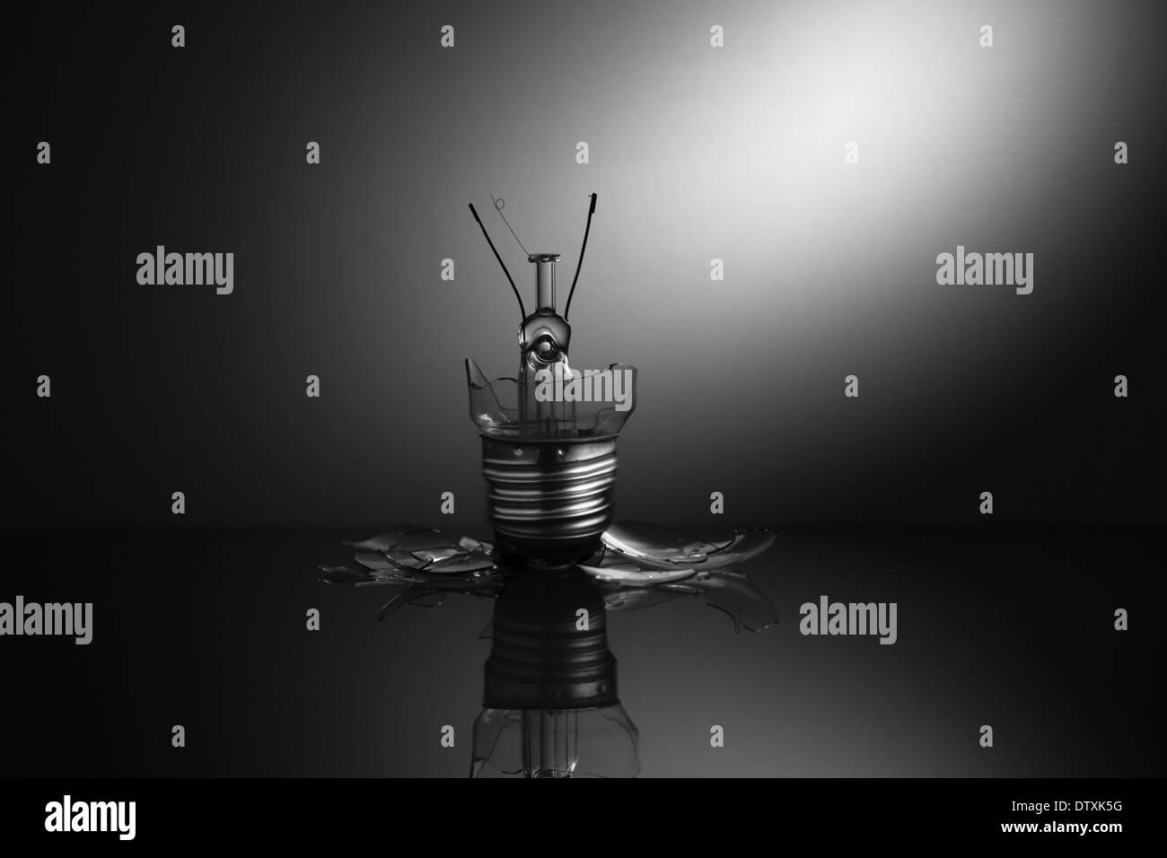 Clear light bulb shattered Stock Photo Alamy