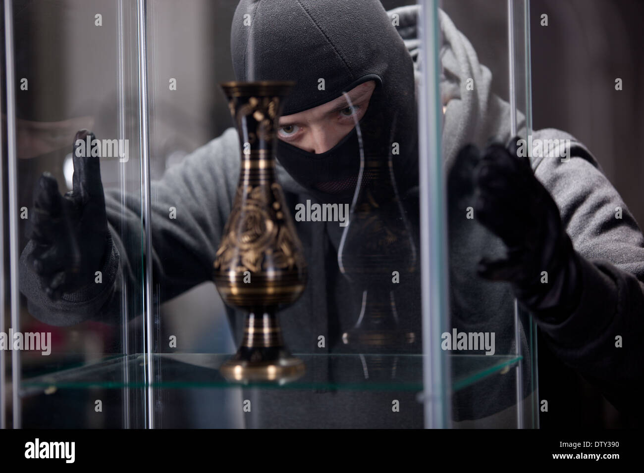 Burglar Wearing Black Mask Stock Photo Alamy burglar-wearing-black-mask-stock-photo-alamy