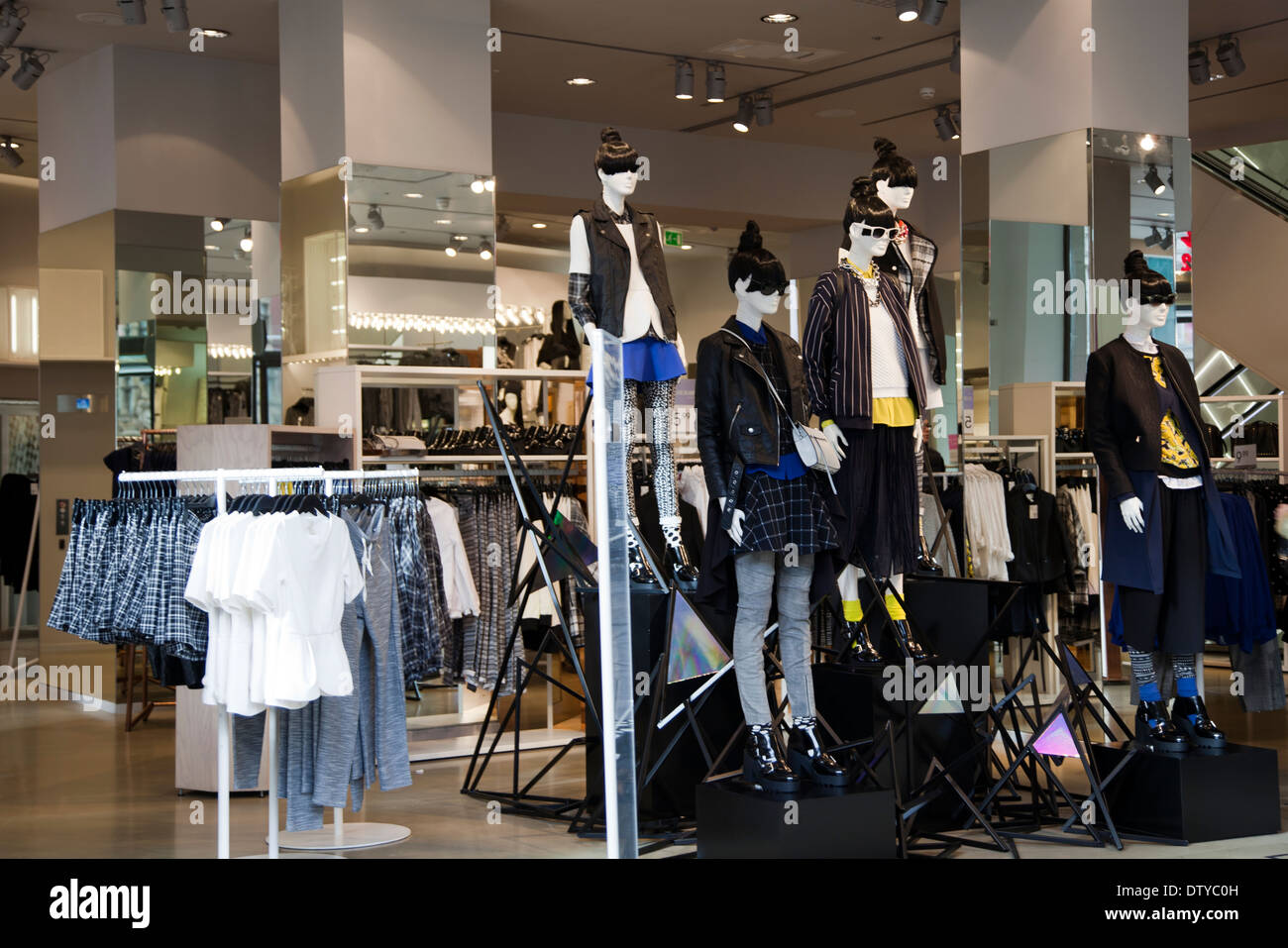 H&M mannequins on Display at Entrance in Oxford Circus - London UK Stock  Photo - Alamy
