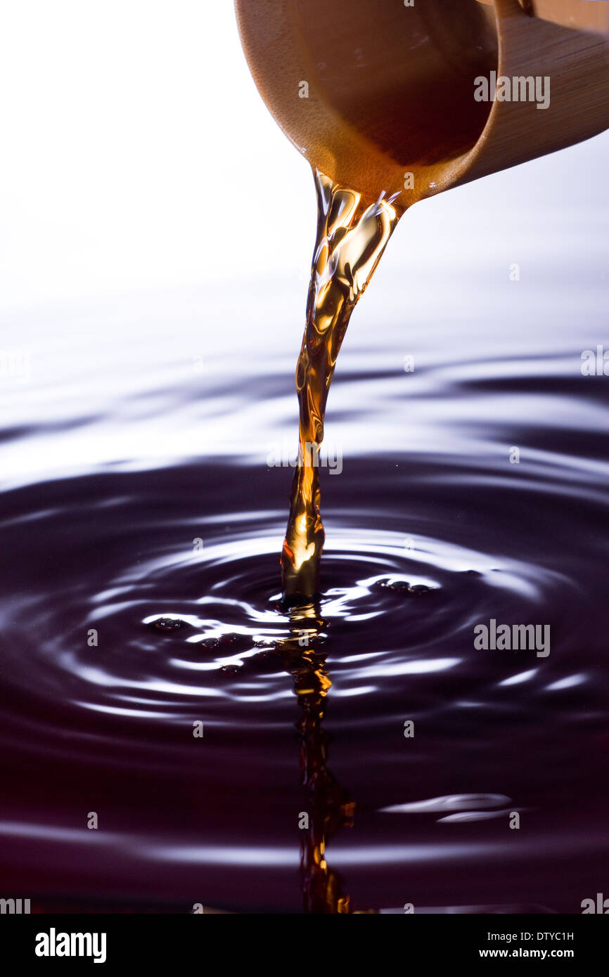 Pouring soy sauce Stock Photo Alamy