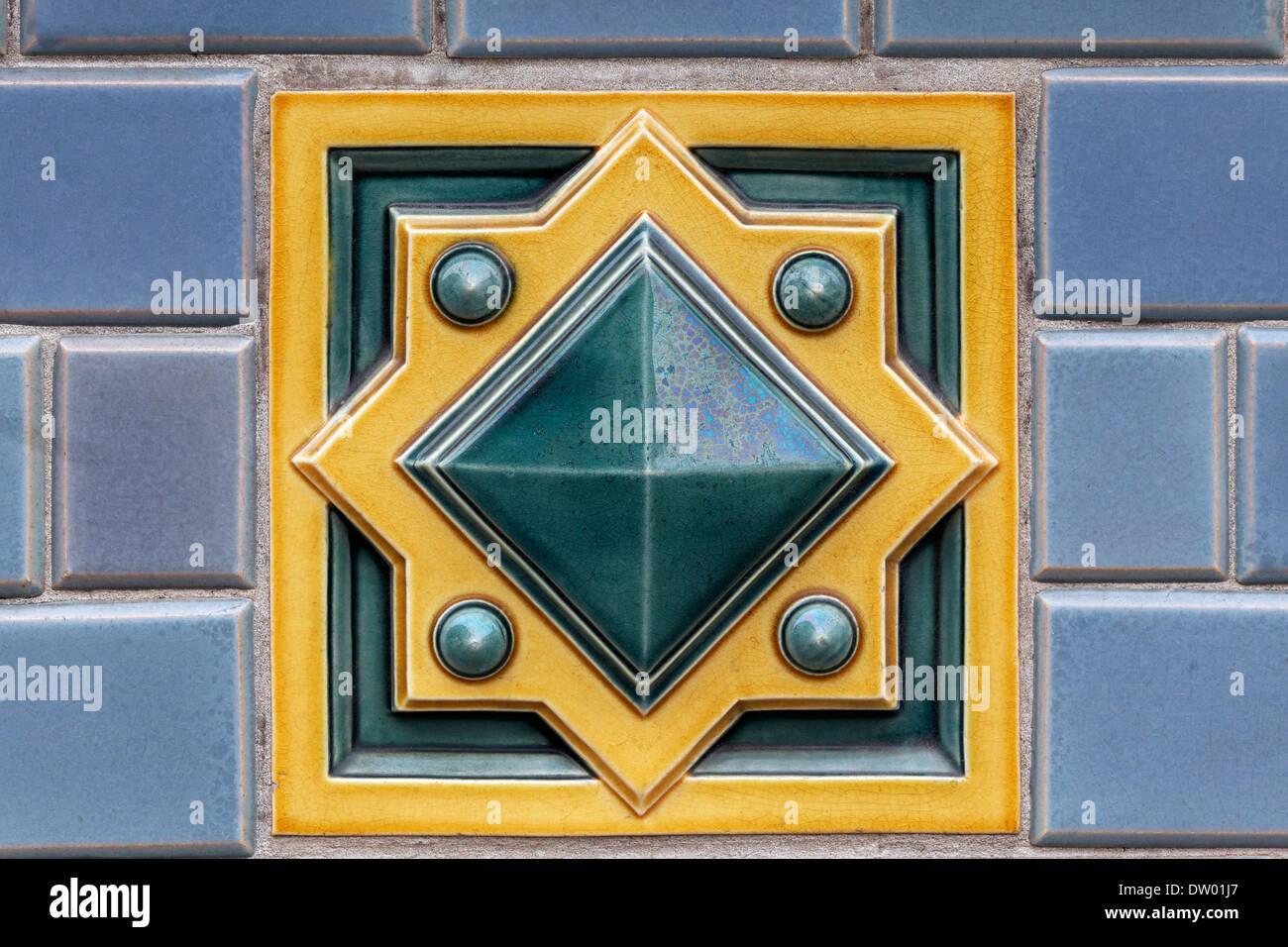 Art deco building belgium hi-res stock photography and images - Alamy