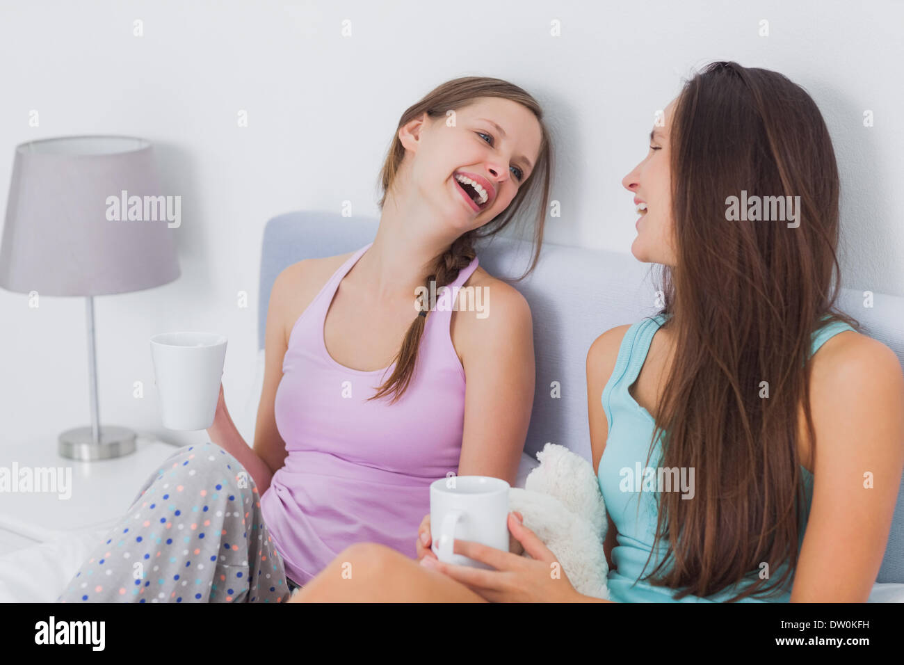 HOW TO ENABLE FLASH IN OPERA Women masturbating on you porn