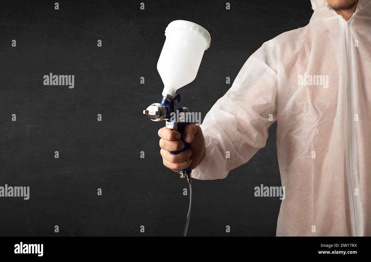 Aerosol paint spraying car hi-res stock photography and images - Alamy