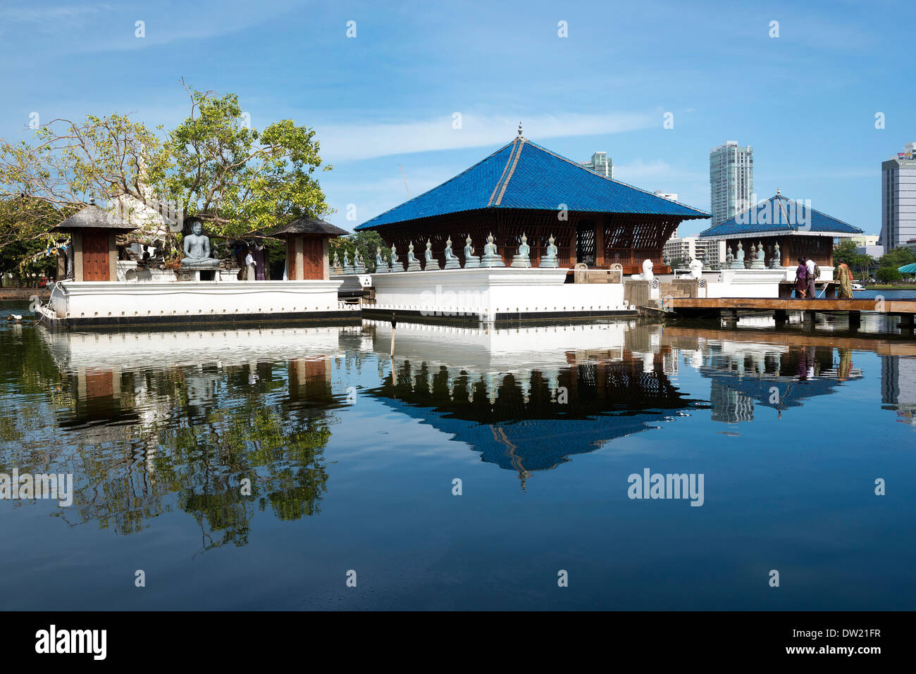 The ‘seema malaka Temple’ - an assembly hall for monks in the picturesque Beira Lake, designed by famous architect Geoffrey Bawa Stock Photo