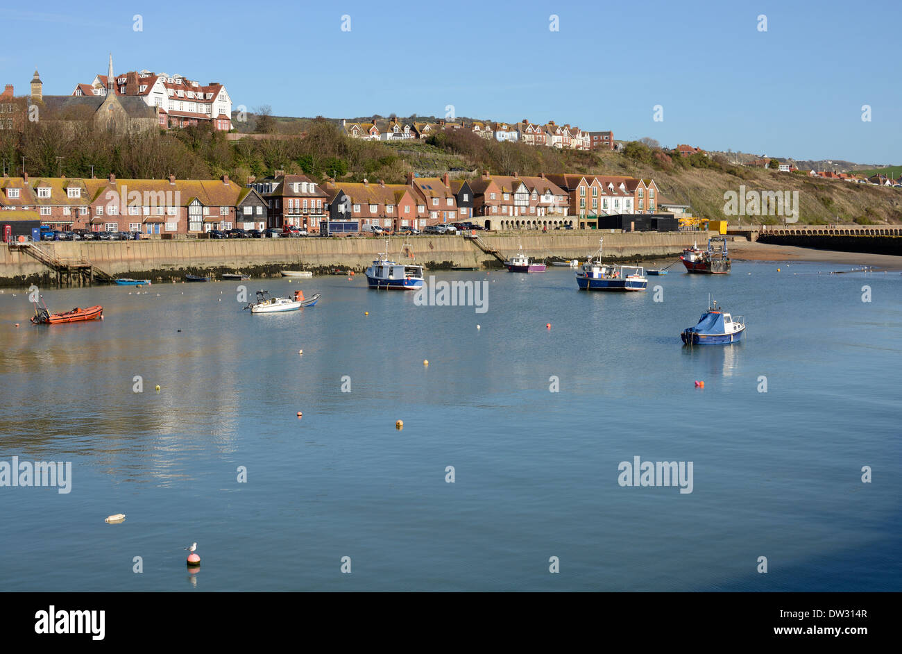 Folkestone seafront and harbour hi-res stock photography and images - Alamy