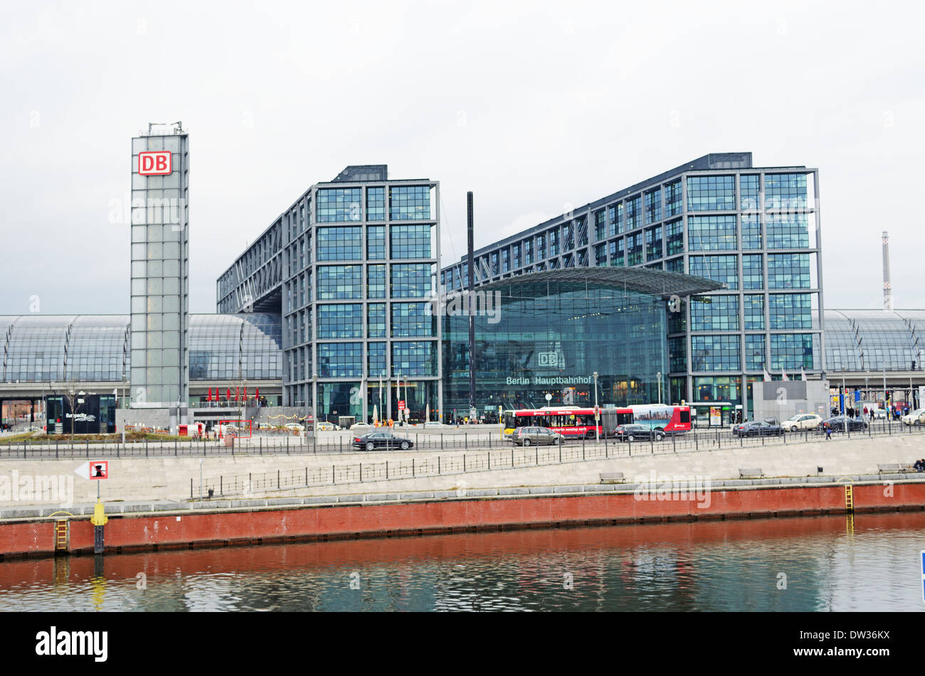 Hauptbahnhof central station hi-res stock photography and images - Alamy