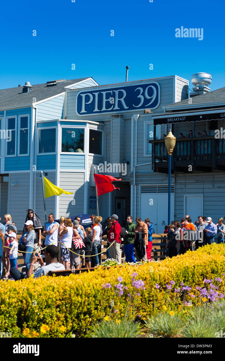 Pier 39 sign, San Francisco Stock Photo - Alamy