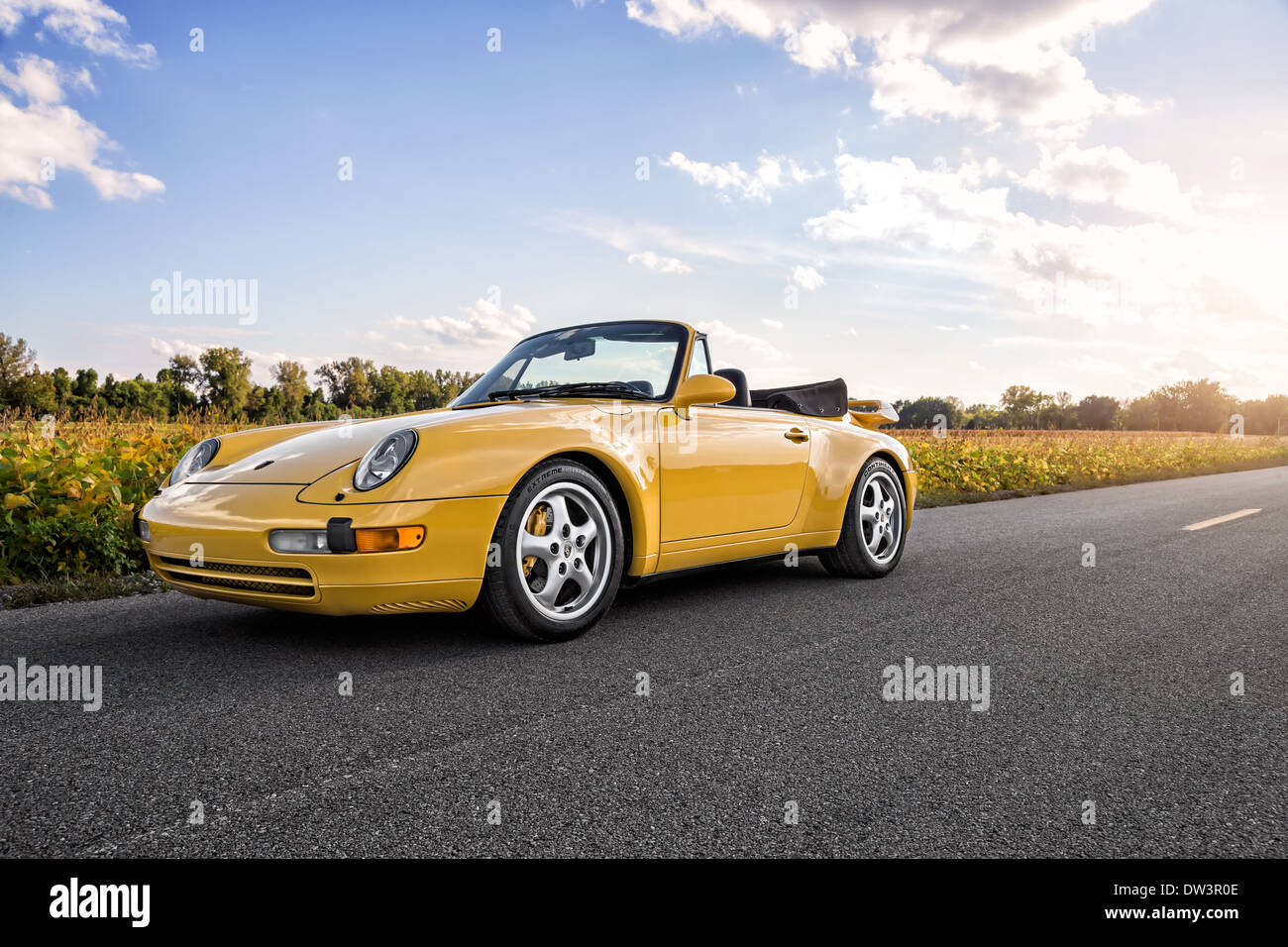Porsche 911 hires stock photography and images Alamy