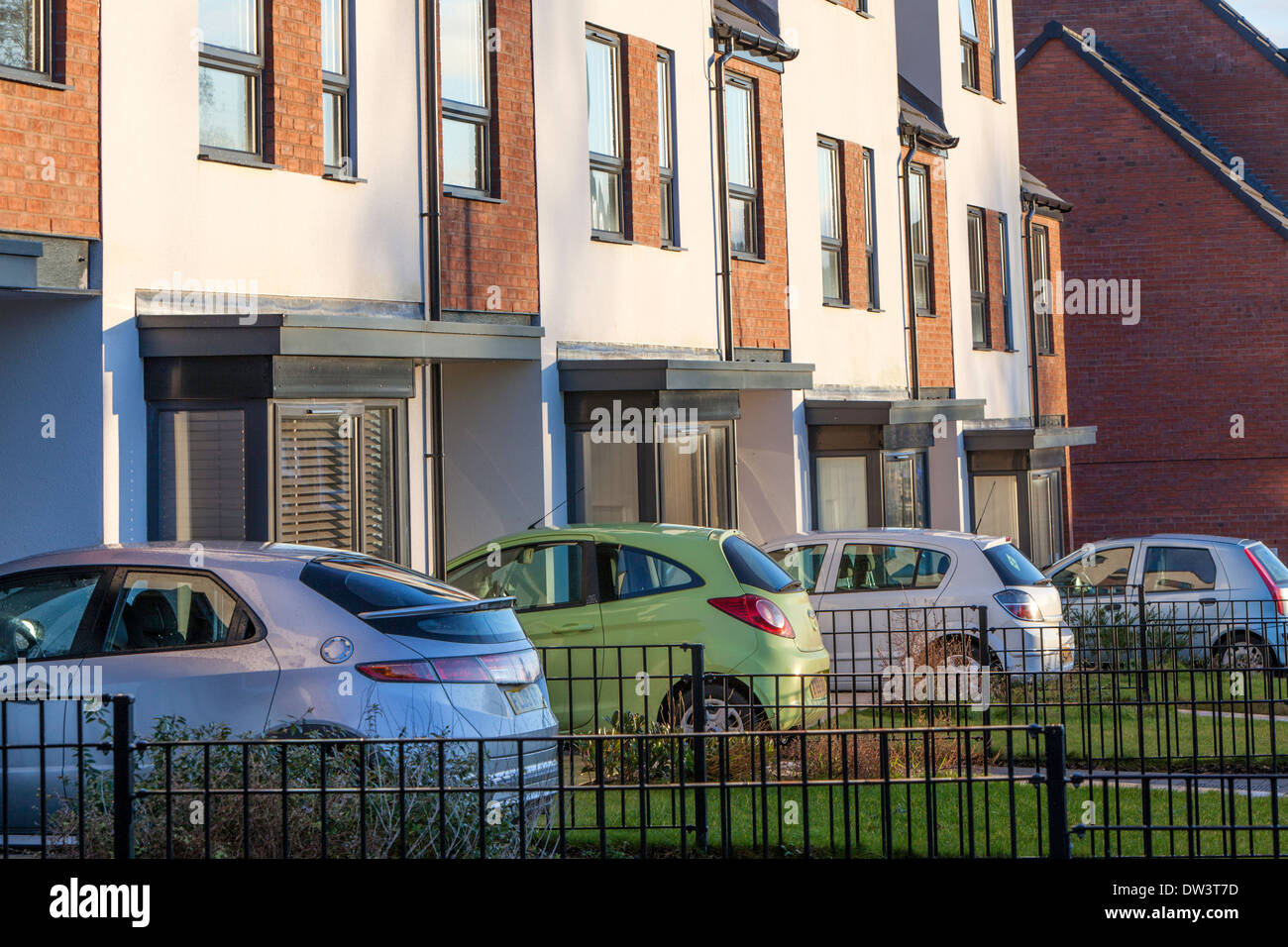 New housing and cars parked on the drives, Northfield, Birmingham, England, UK Stock Photo