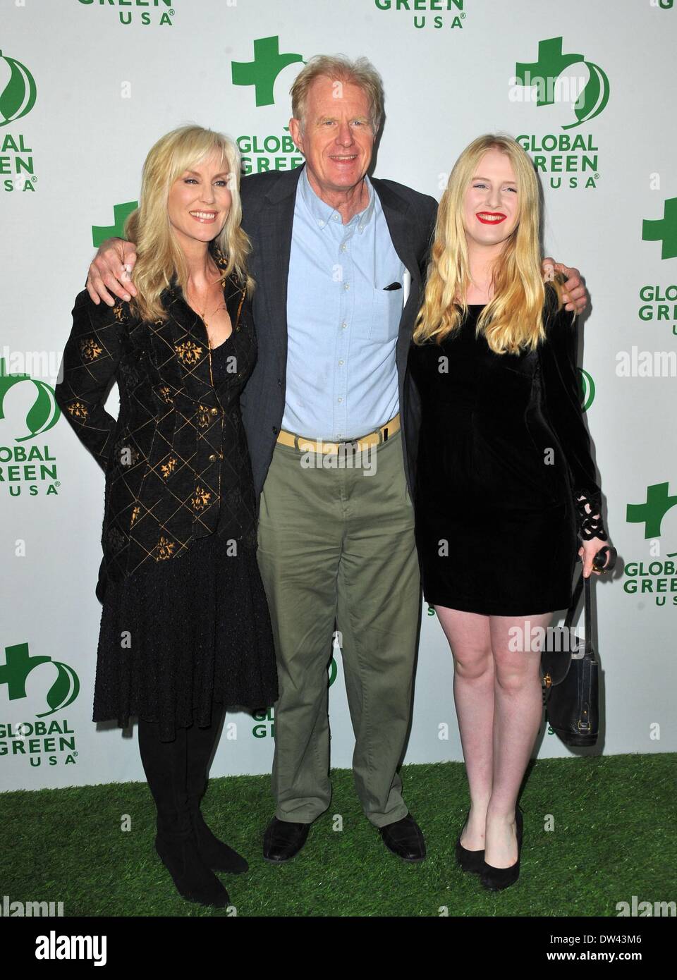 Los Angeles, CA, USA. 26th Feb, 2014. Ed Begley Jr., Wife Rachelle