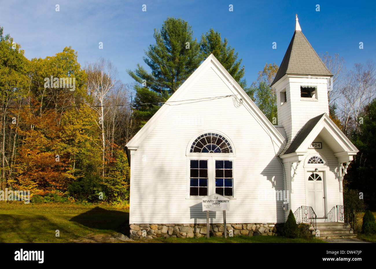 Newry Maine church Newry Community Church 1904 in Northern New England in fall foliage in October Stock Photo
