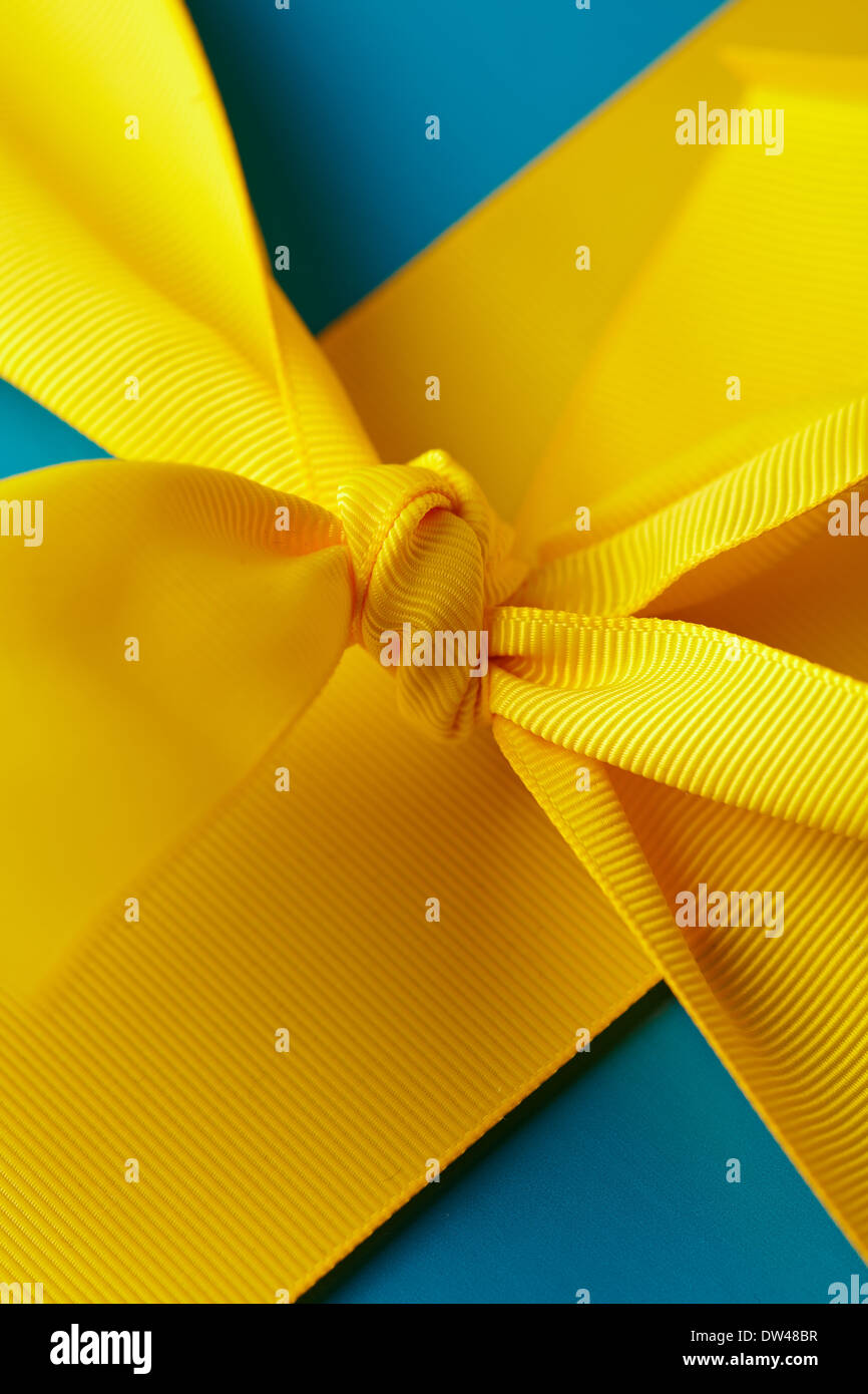 Birthday gift knot hi-res stock photography and images - Alamy