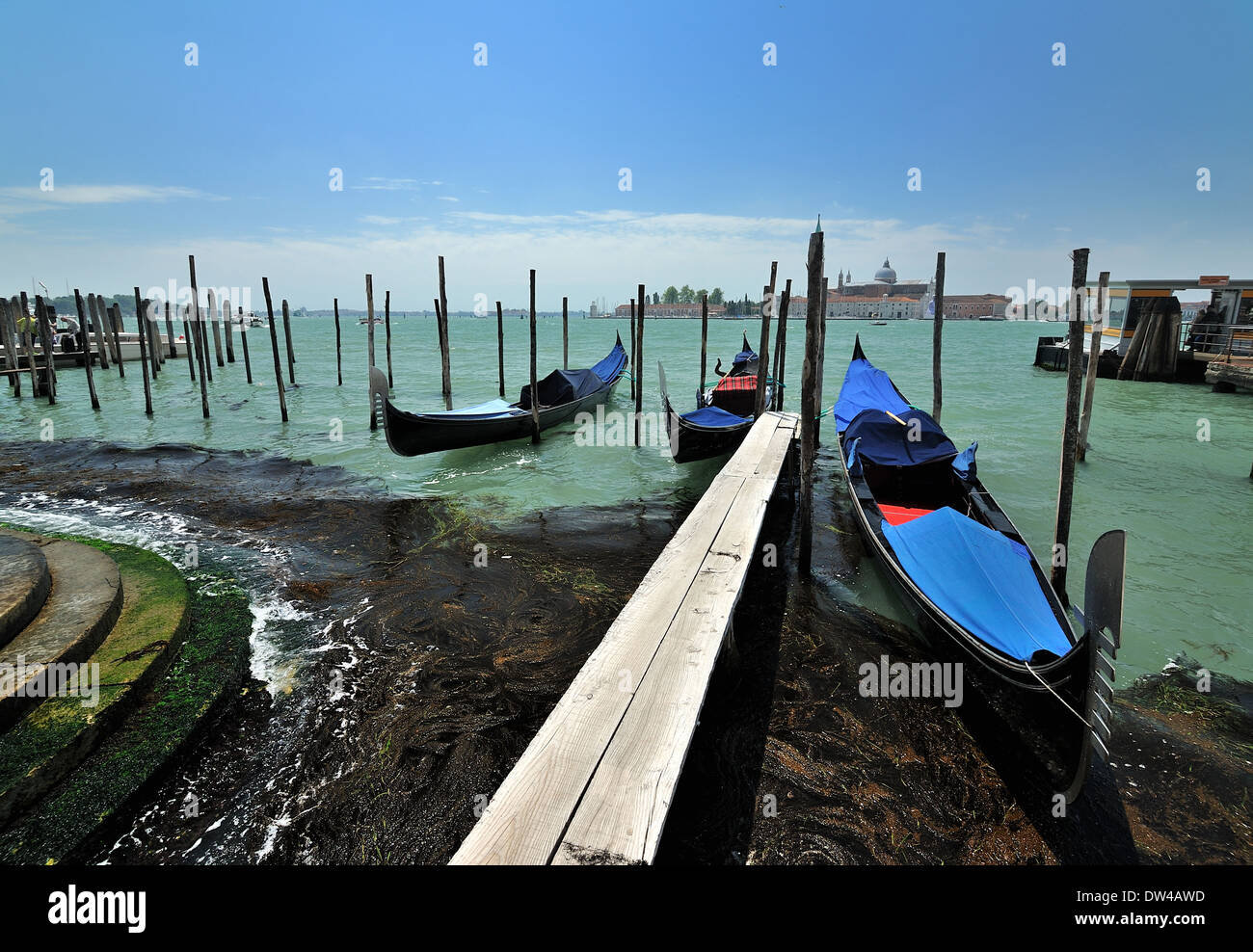 Gondolas parking hi-res stock photography and images - Alamy