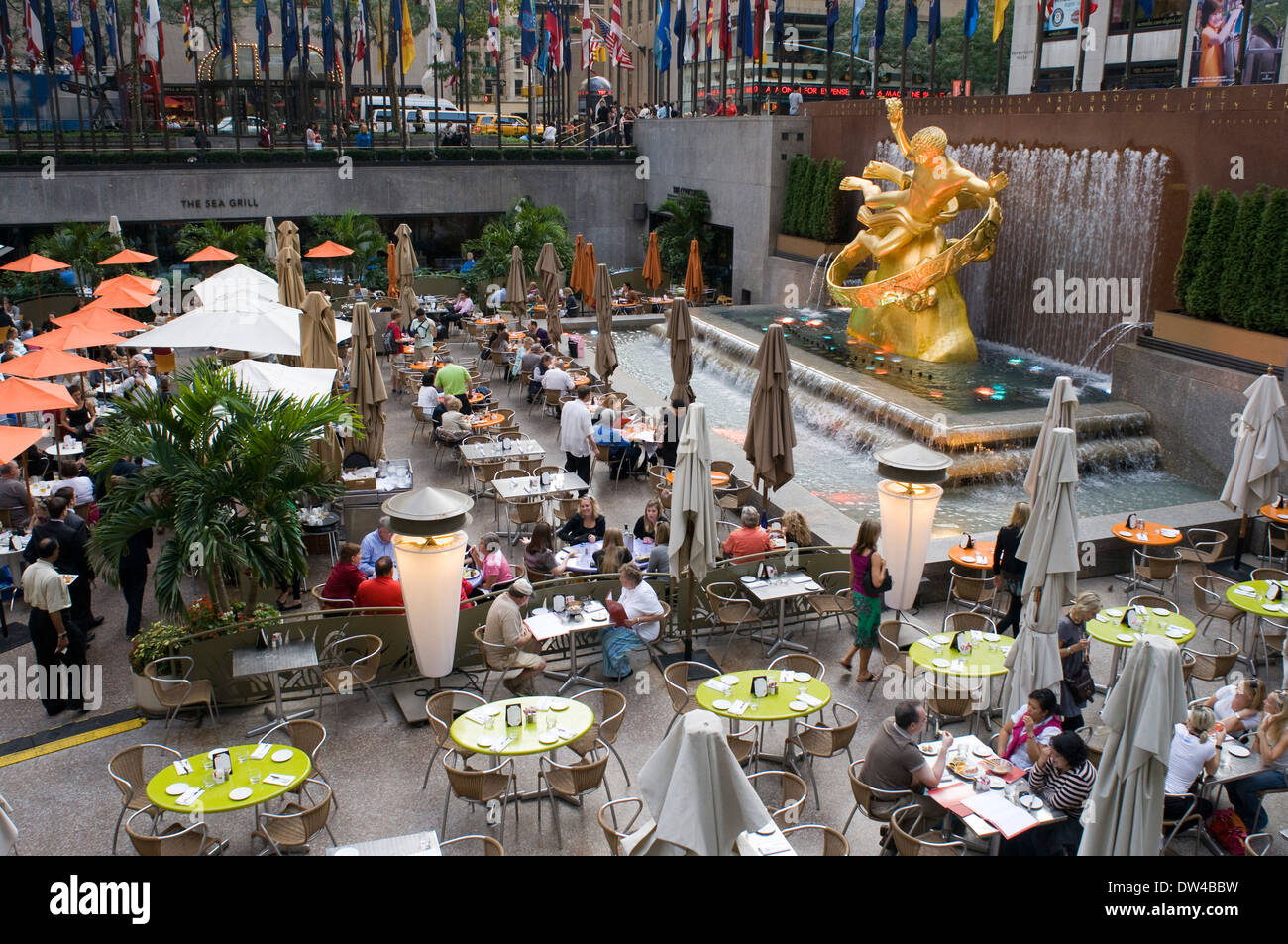 10 Rockefeller Plaza High Resolution Stock Photography and Images - Alamy