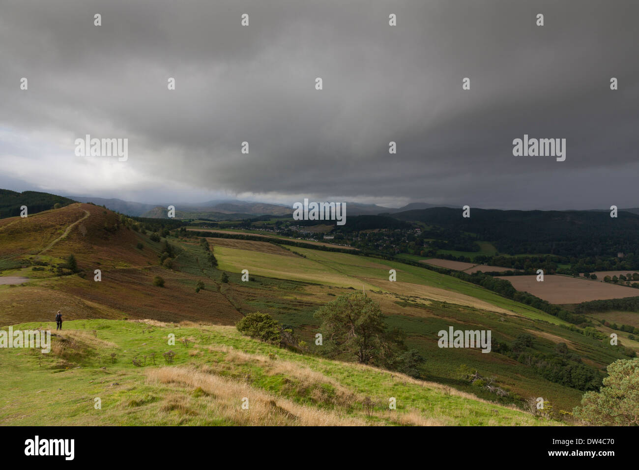 Footpath between Fodderty and Strathpeffer, Scottish Highlands Stock Photo