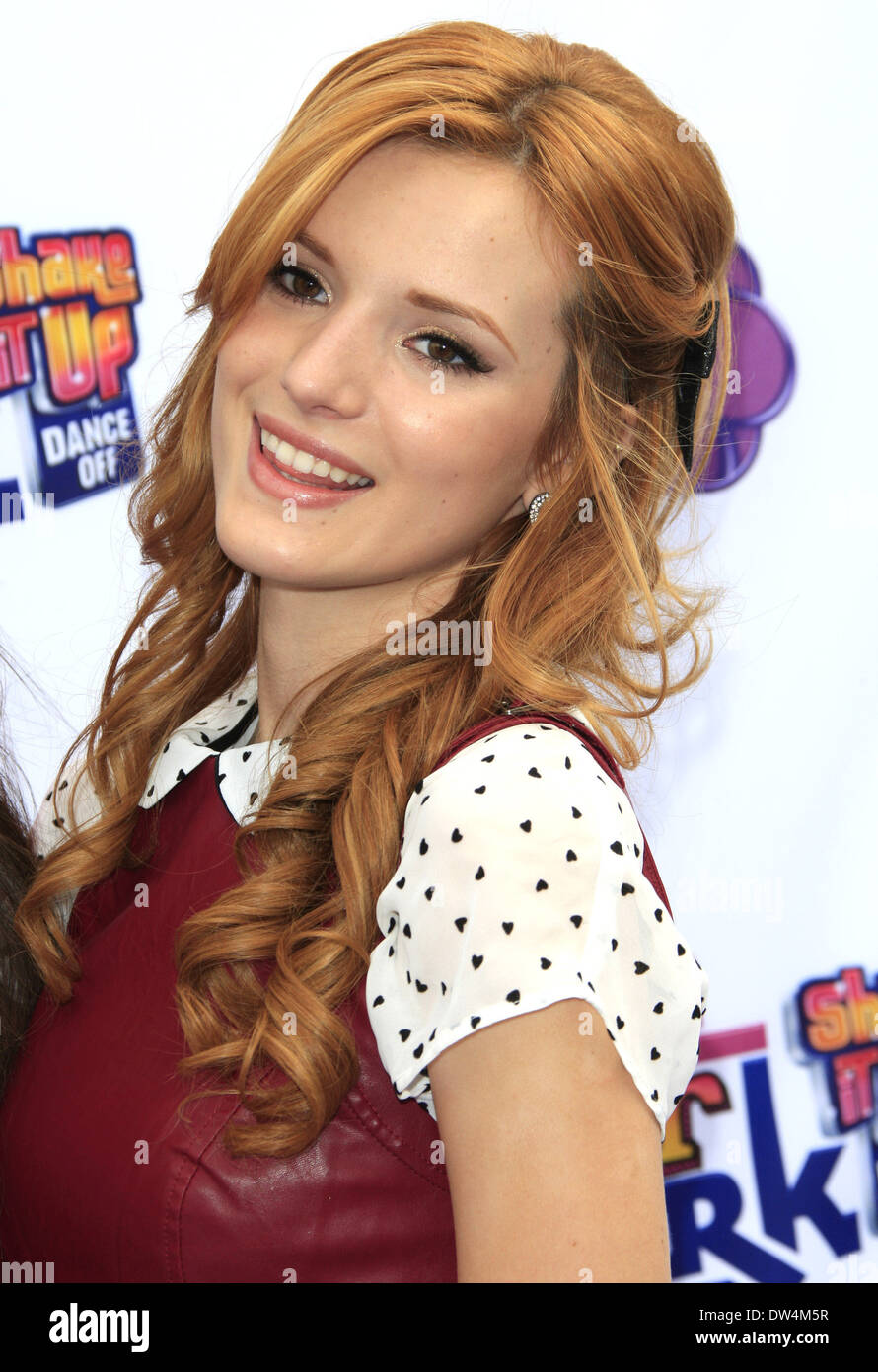 Bella Thorne Make Your Mark: Shake It Up Dance Off 2012 at the LA