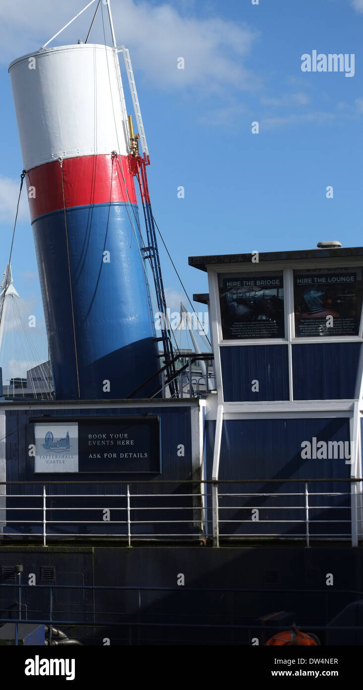Boat Funnel Stock Photos & Boat Funnel Stock Images - Alamy