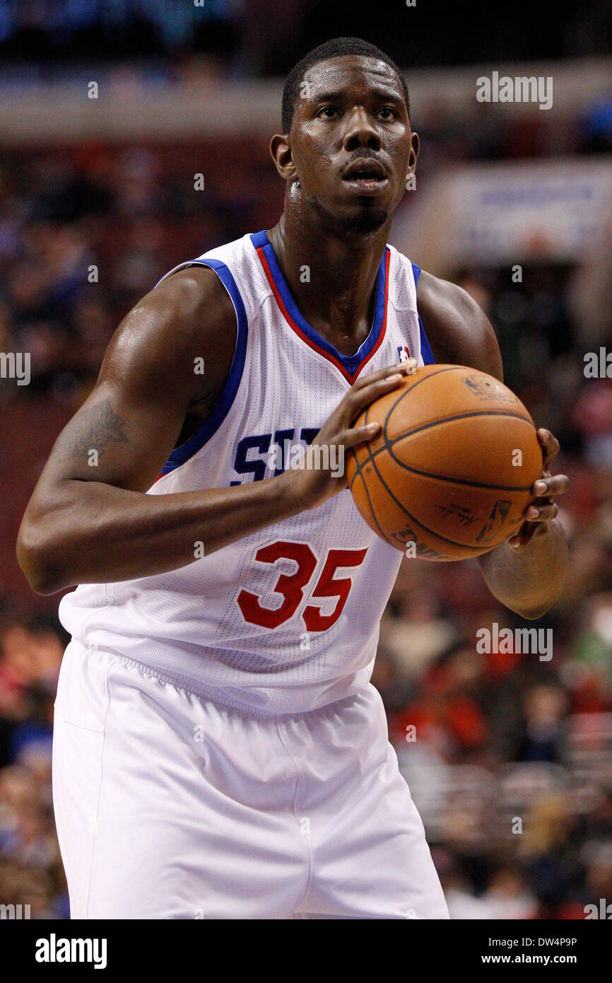 February 26, 2014: Philadelphia 76ers center Henry Sims (35) with the free throw attempt during the NBA game between the Orlando Magic and the Philadelphia 76ers at the Wells Fargo Center in Philadelphia, Pennsylvania. The Magic won 101-90. Christopher Szagola/Cal Sport Media Stock Photo