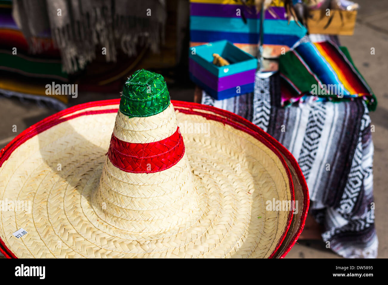A sombrero hi-res stock photography and images - Page 2 - Alamy