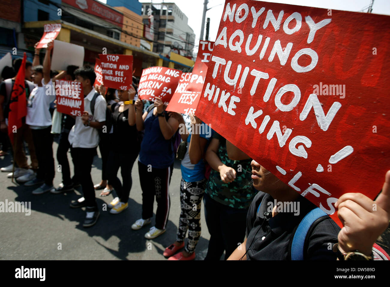 Manila, Philippines. 28th Feb, 2014. Student activists march during a