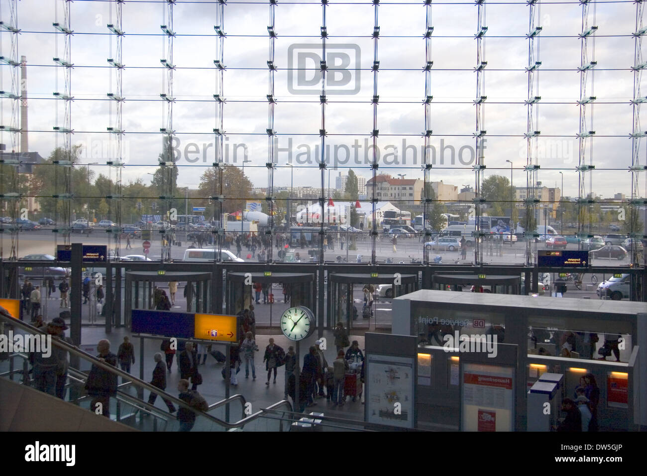 Hauptbahnhof trains main station, Berlin Stock Photo