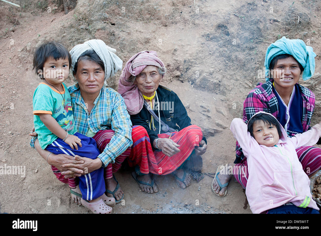 Karen hill tribe hi-res stock photography and images - Alamy