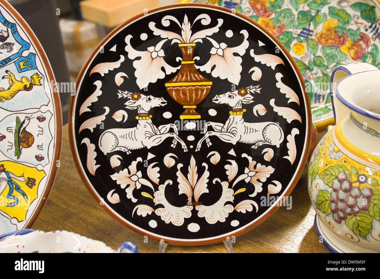 Ceramics siena italy hires stock photography and images Alamy