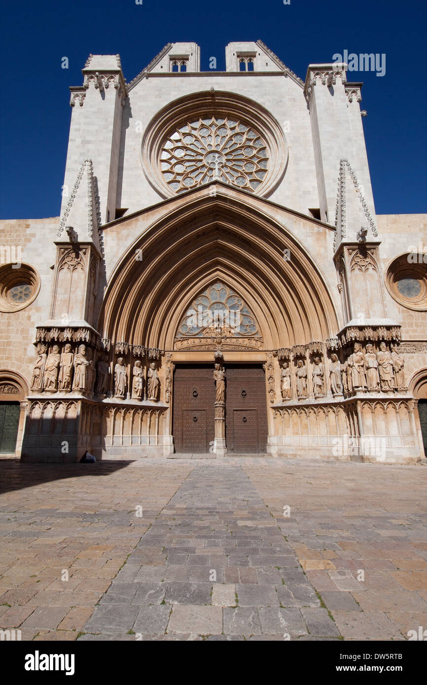Tarragona cathedral catalonia spain hires stock photography and images Alamy