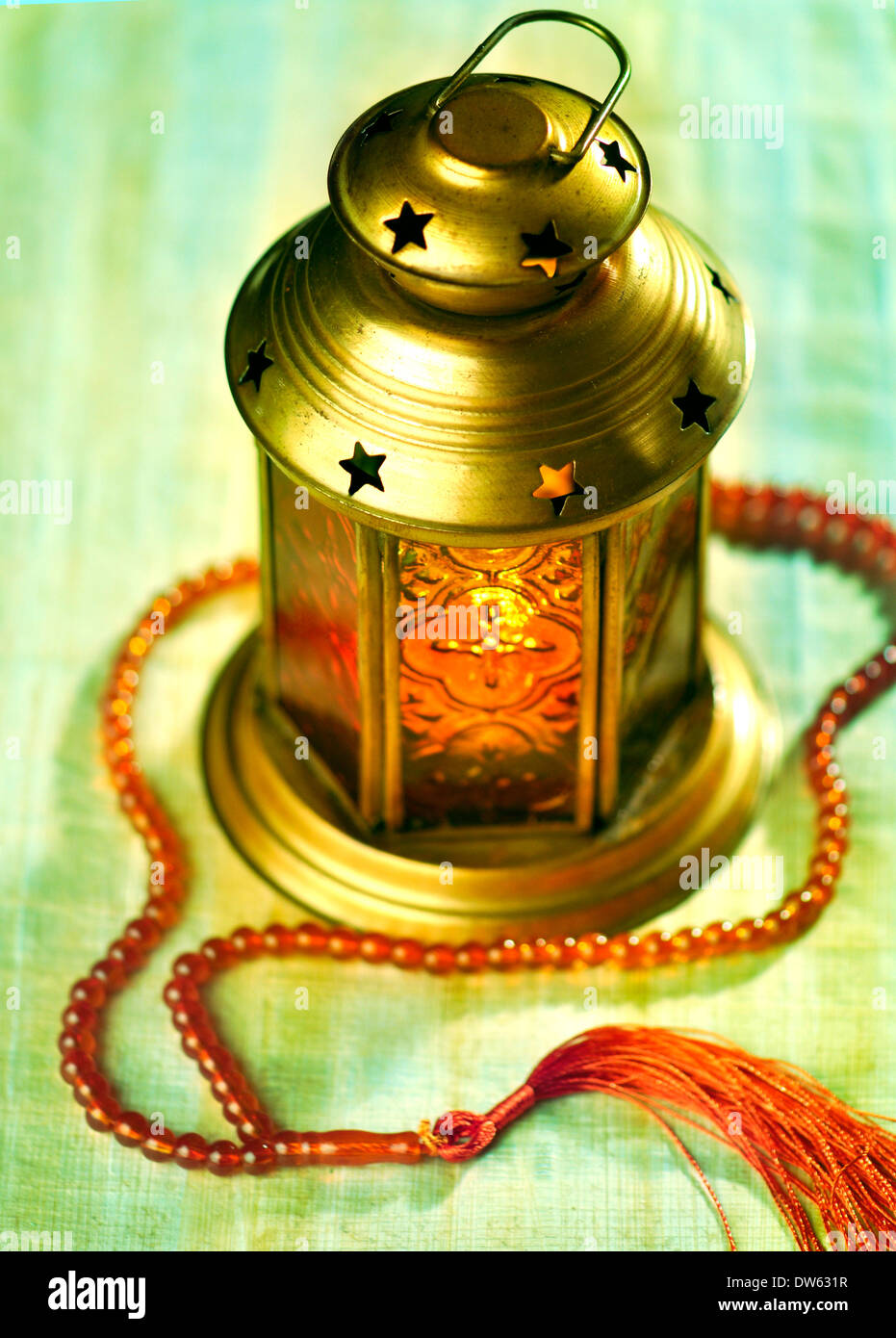 Ramadan lamp hi-res stock photography and images - Alamy