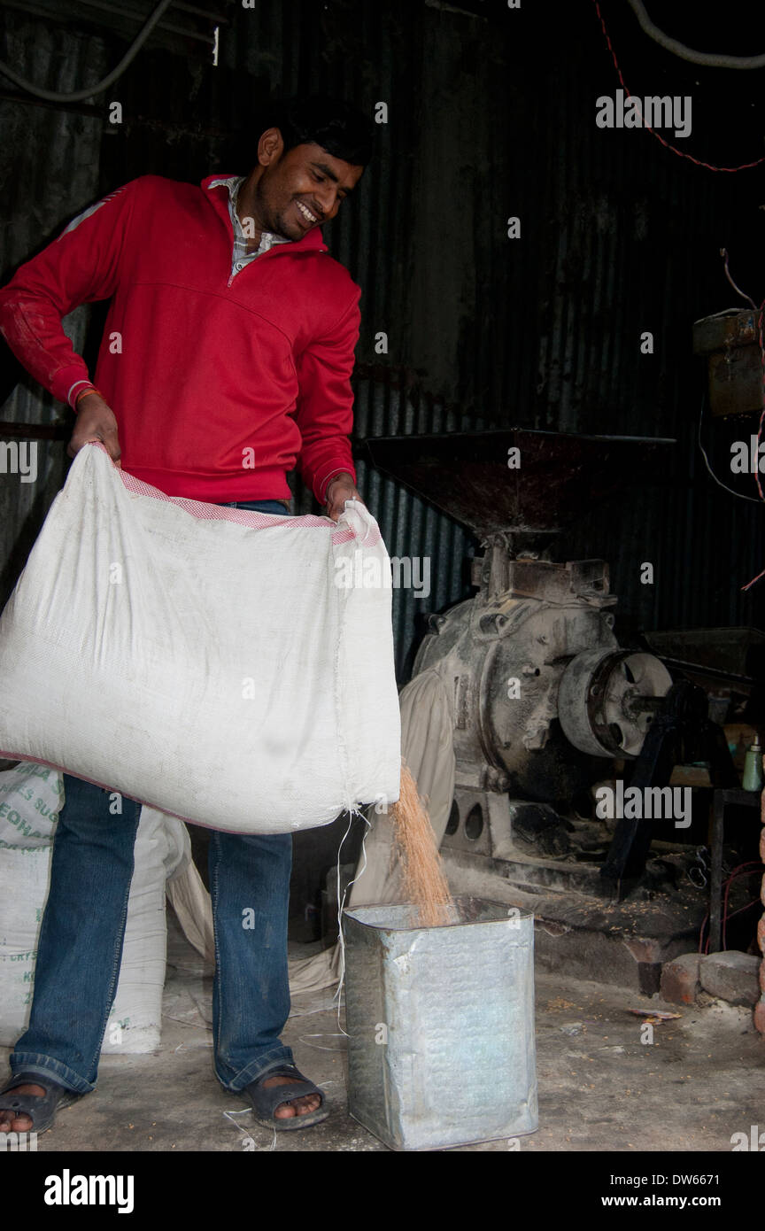 Indian grinding corn hires stock photography and images Alamy
