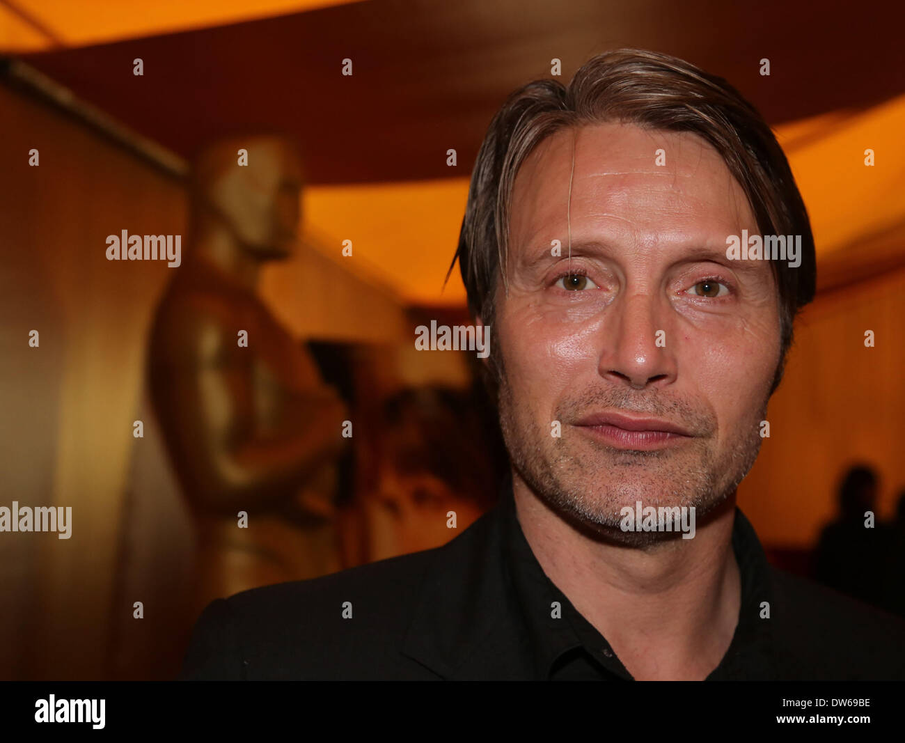 Hollywood California USA 28th Feb 2014 Actor Mads Mikkelsen hollywood-california-usa-28th-feb-2014-actor-mads-mikkelsen