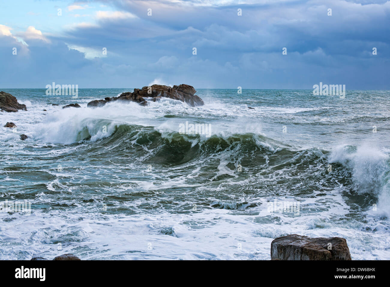 Rough seas on the Cornish coast Stock Photo
