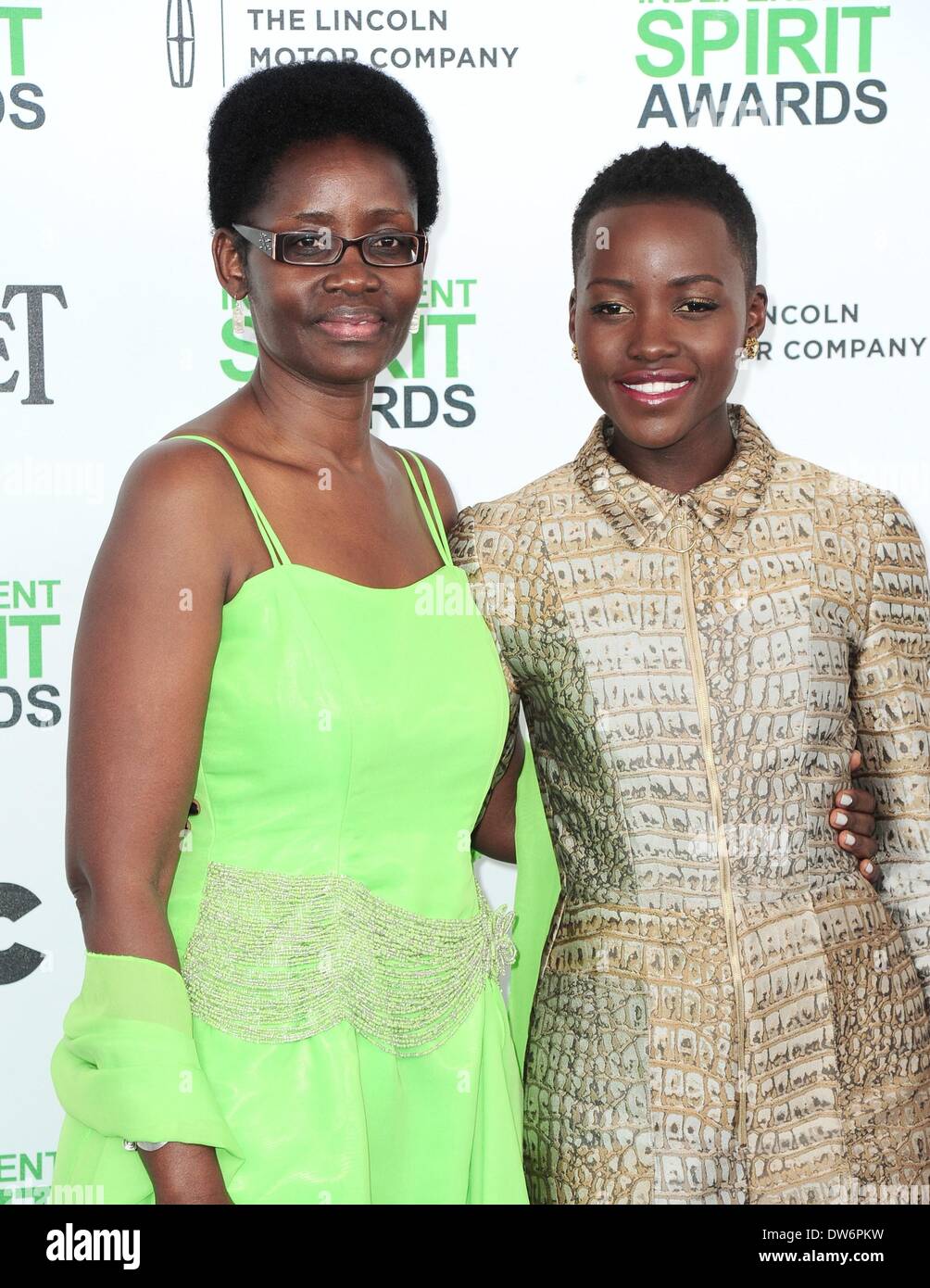 Santa Monica, CA, USA. 1st March, 2014. Dorothy Nyong'o, Lupita Nyong'o