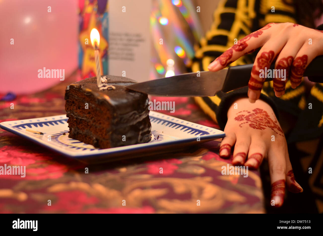 Top more than 142 birthday cake cutting games latest awesomeenglish