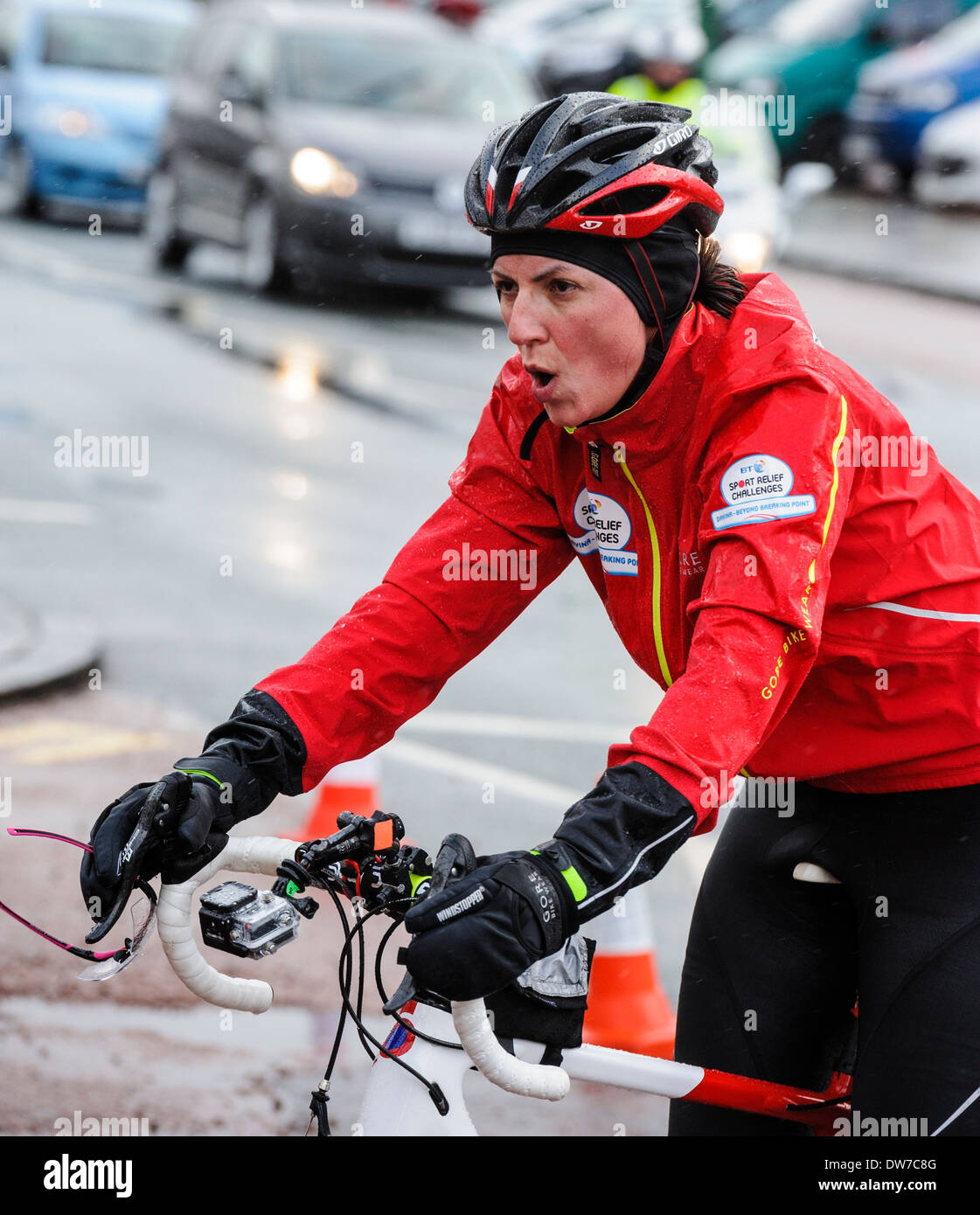 Davina cycling hi res stock photography and images Alamy