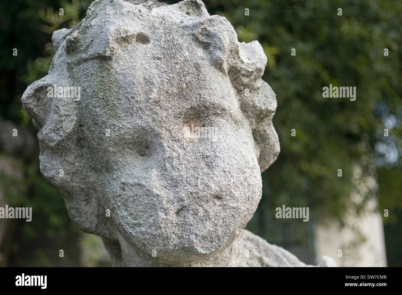 Deteriorated statue hi-res stock photography and images - Alamy