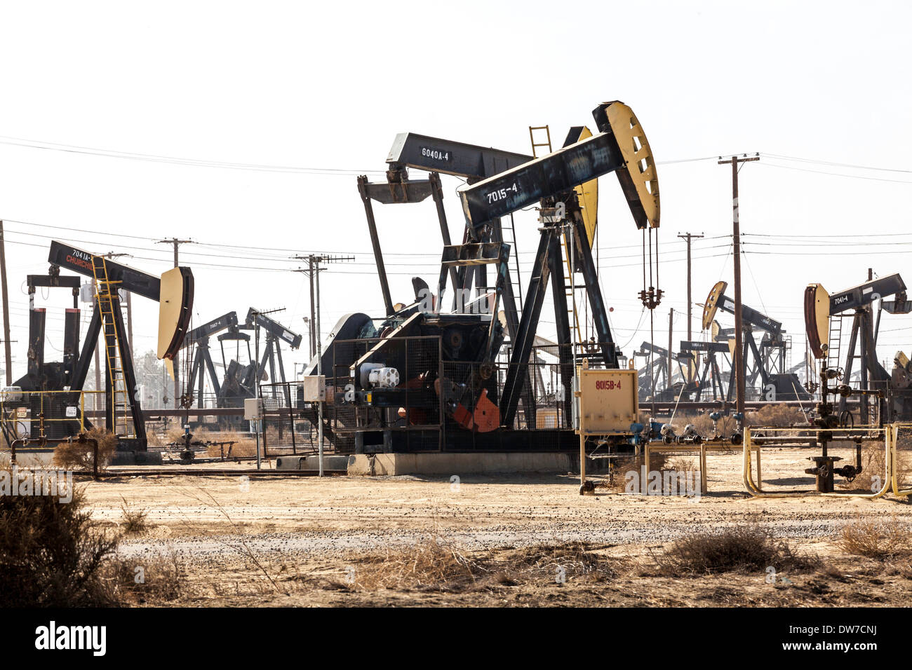 The Lost Hills Oil Field in Kern County California Stock Photo Alamy